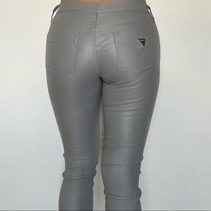 Guess Gray Low Rise Skinny Jeans Size 27